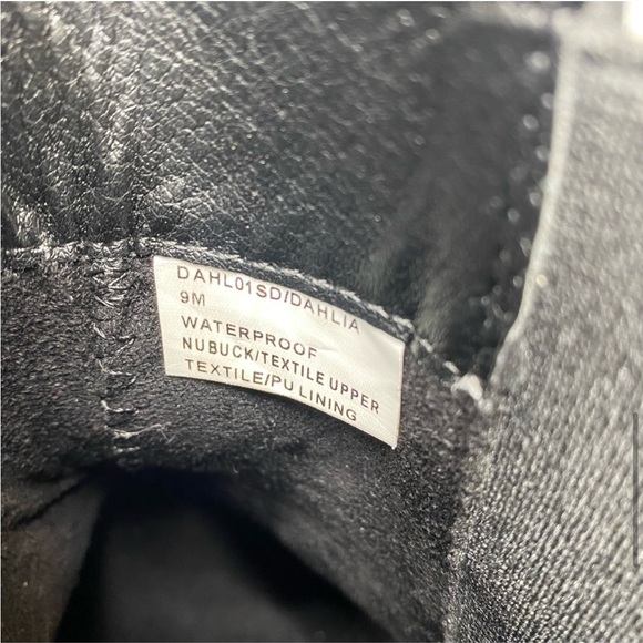 Blondo Dahlia Black Nubuck Buckle Boot 9M - Picture 9 of 9